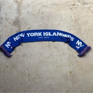 New York Islanders blue scarf